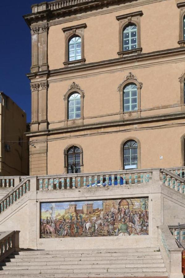 La Scalinata Home Apartment Caltagirone Exteriör bild