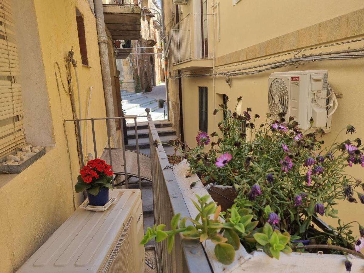 La Scalinata Home Apartment Caltagirone Exteriör bild